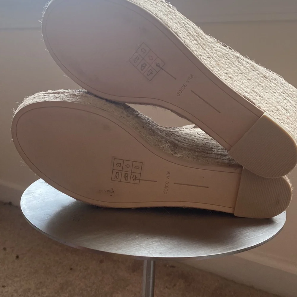 NEW Women’s Dolce Vita Shae Asymmetrical Espadrille Wedge Sandals
